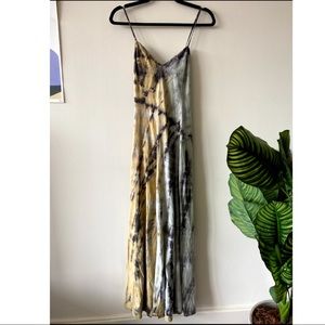 Sophomore Tie-Dye Maxi Dress